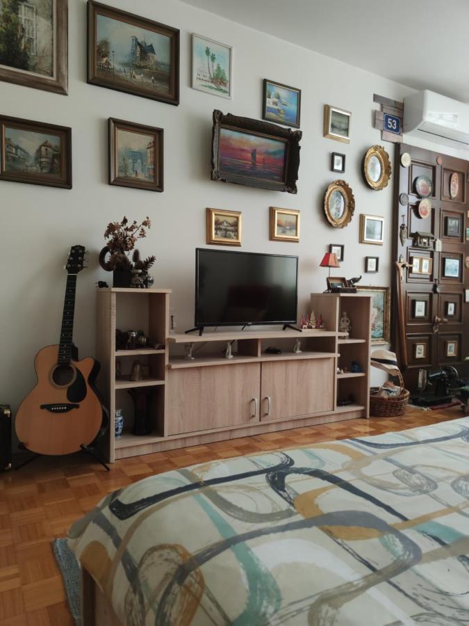 Apartmani Nina SJJ Exterior foto